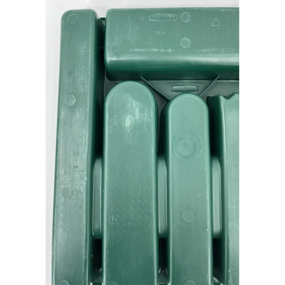 Rubbermaid preowned measures